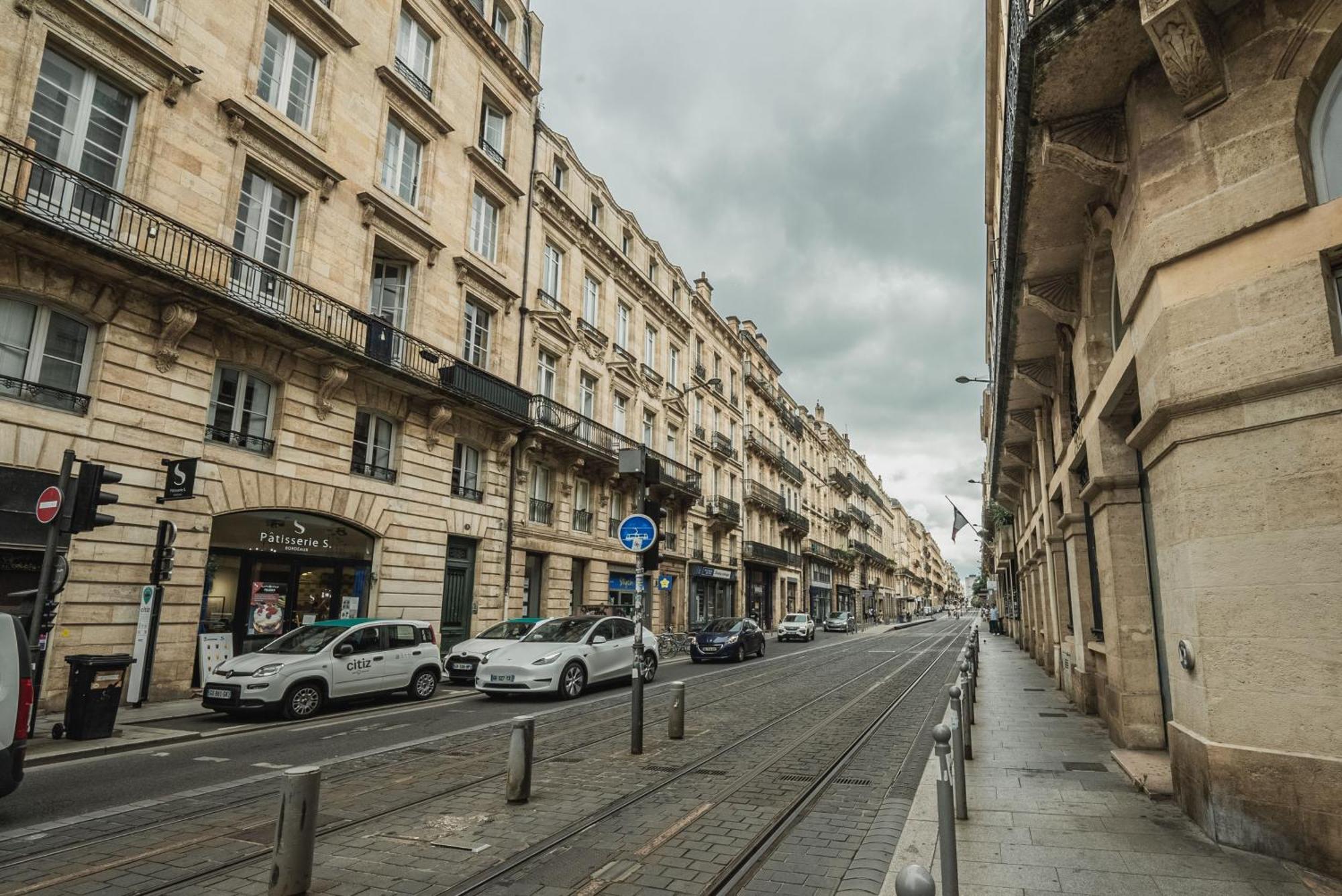 Bel Appartement Renove - Place Du Palais Avec Parking Bordeaux Exterior foto